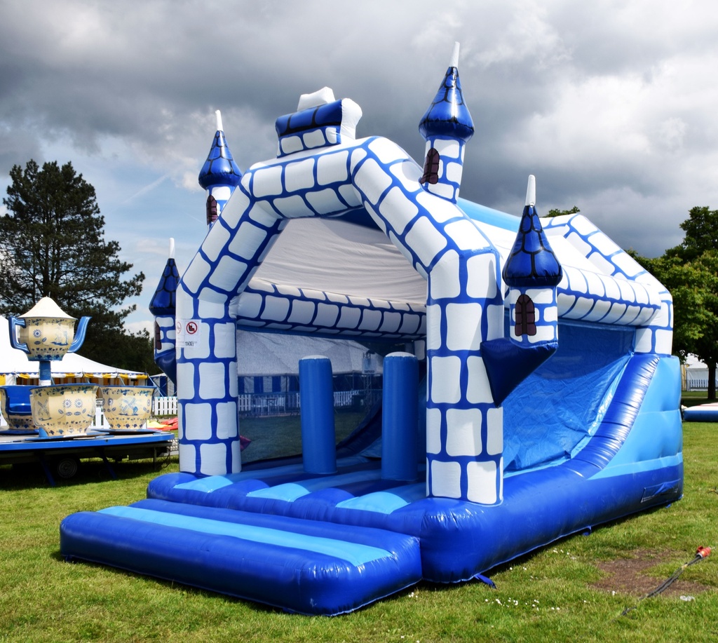 Springkasteel Ridder Glijbaan
